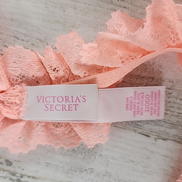 Victoria's Secret Dream Angels orange sherbet unlined demi t back bra Size 32DDD - Picture 7 of 9